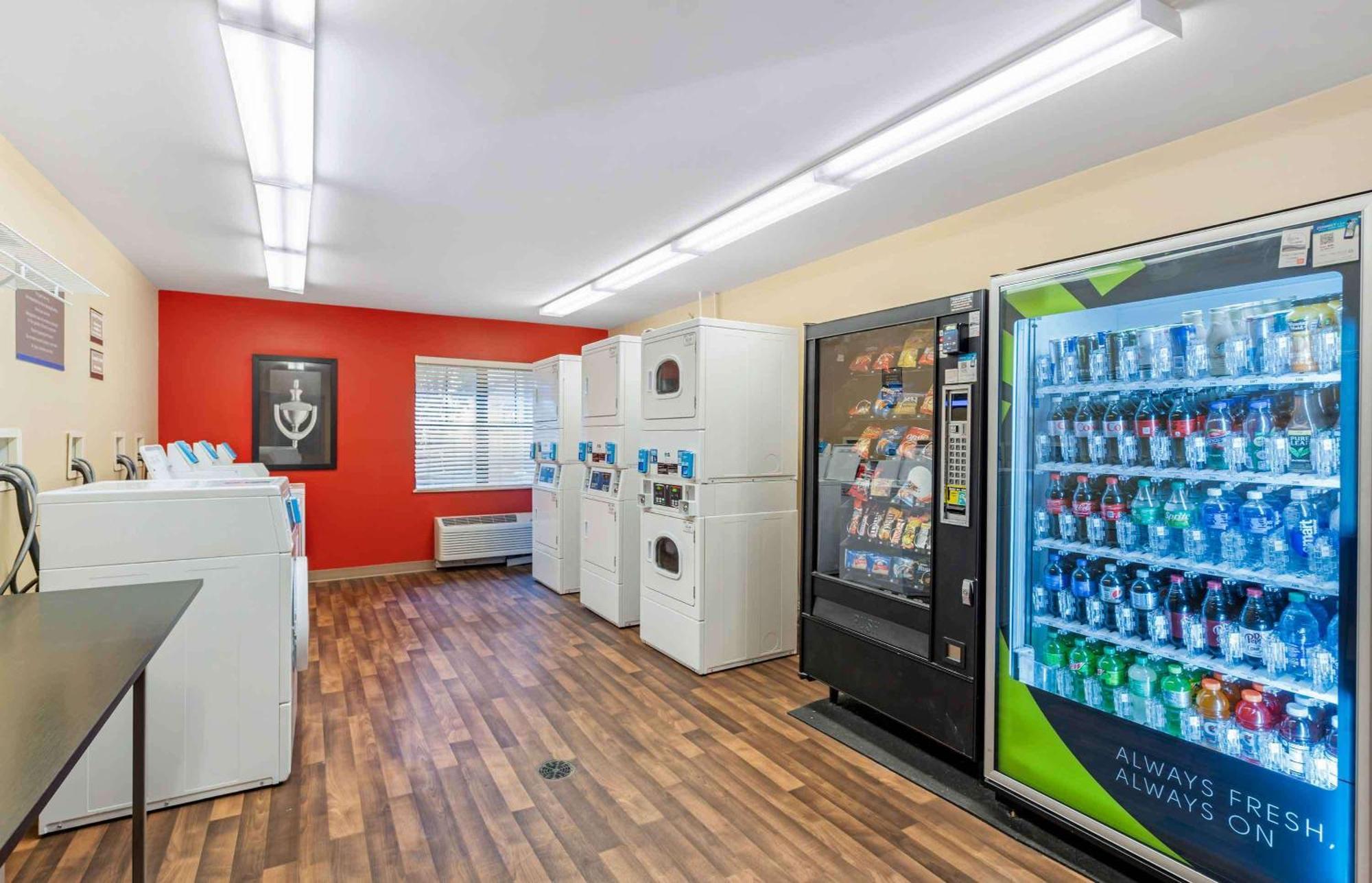 Extended Stay America Select Suites - Chicago - Rolling Meadows Экстерьер фото