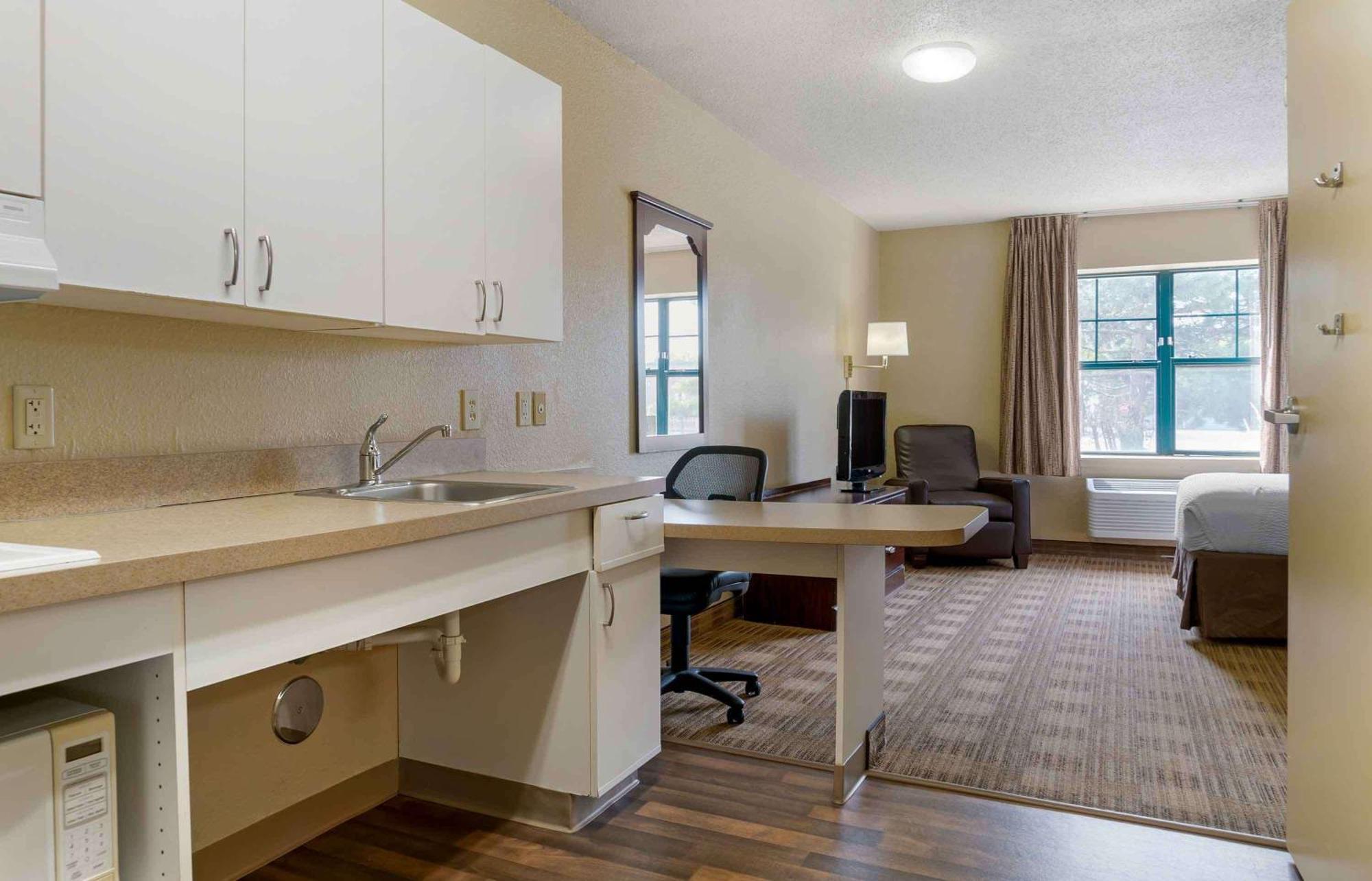 Extended Stay America Select Suites - Chicago - Rolling Meadows Экстерьер фото